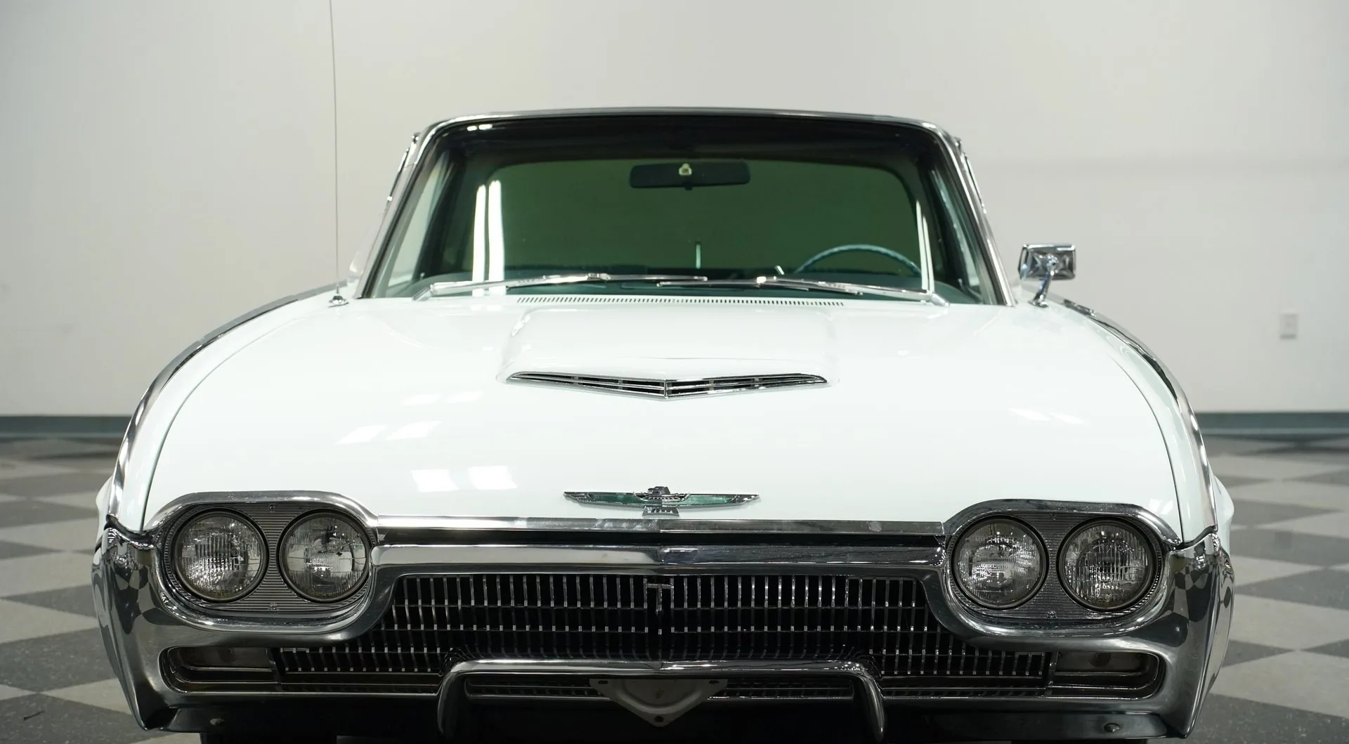 1963 Ford Thunderbird