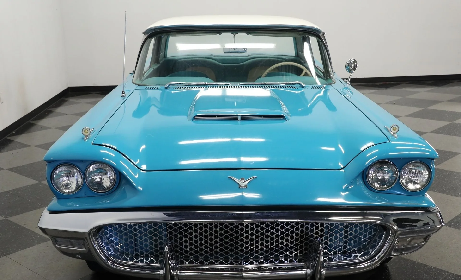 1958 Ford Thunderbird